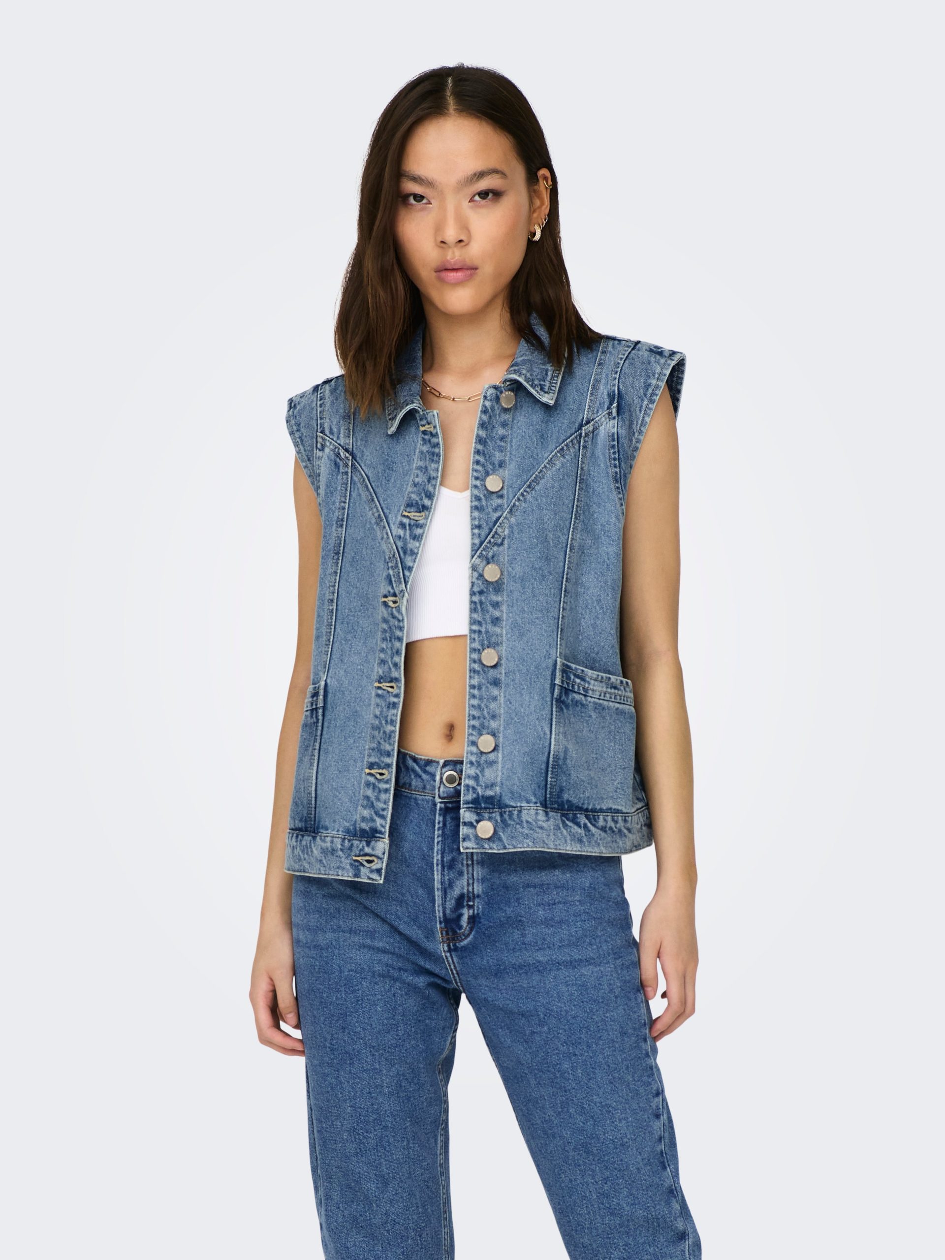 veste-en-jean-sans-manche-337kbe-1.jpg