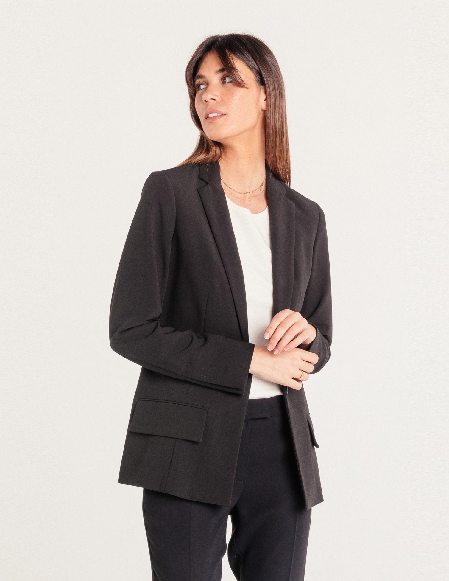 veste-noire-femme-455zoj-1.jpg
