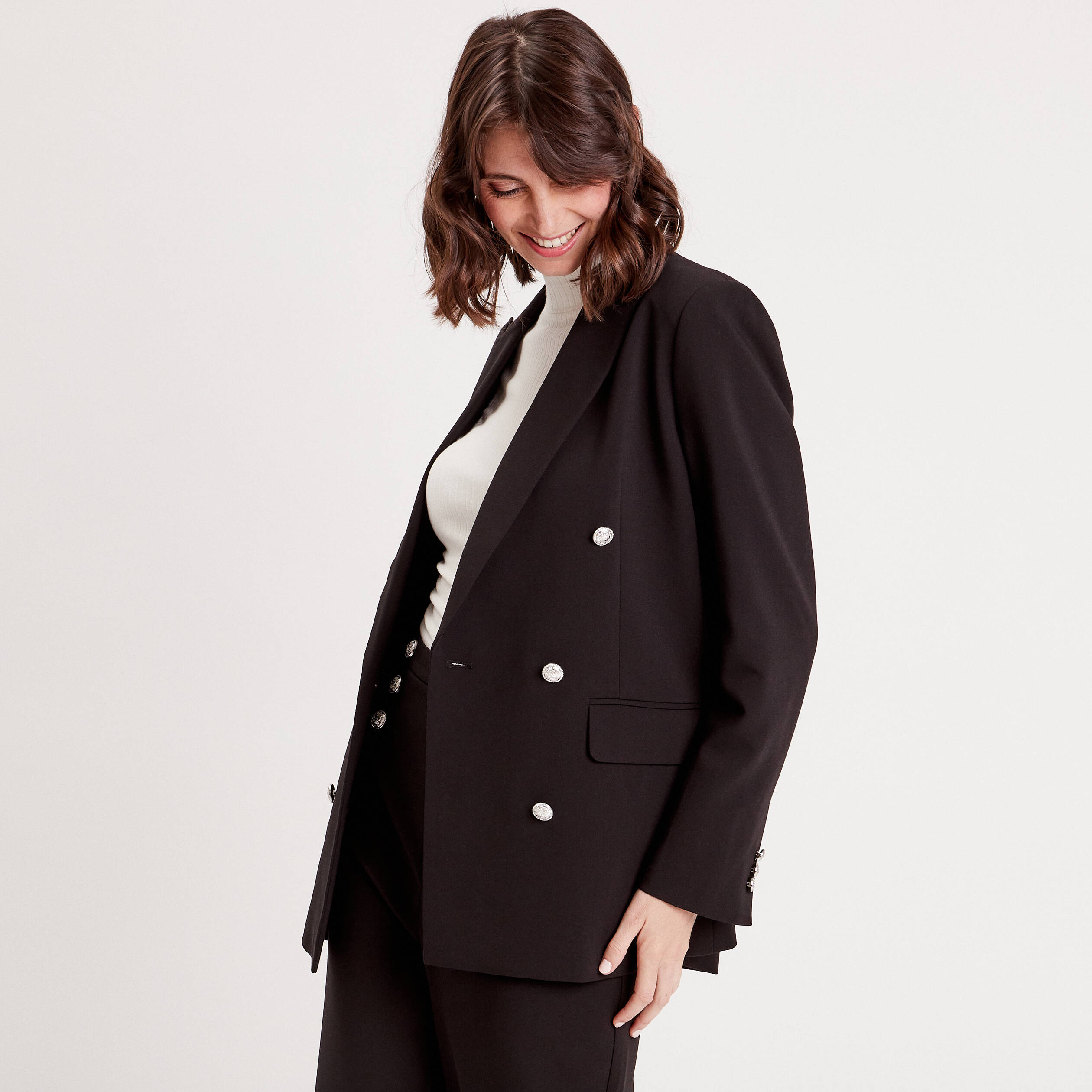 veste-noire-femme-685axa-1.jpg